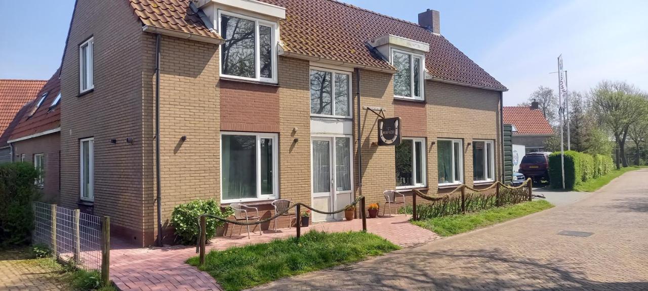 Pension Het Hoefijzer Buren  Luaran gambar